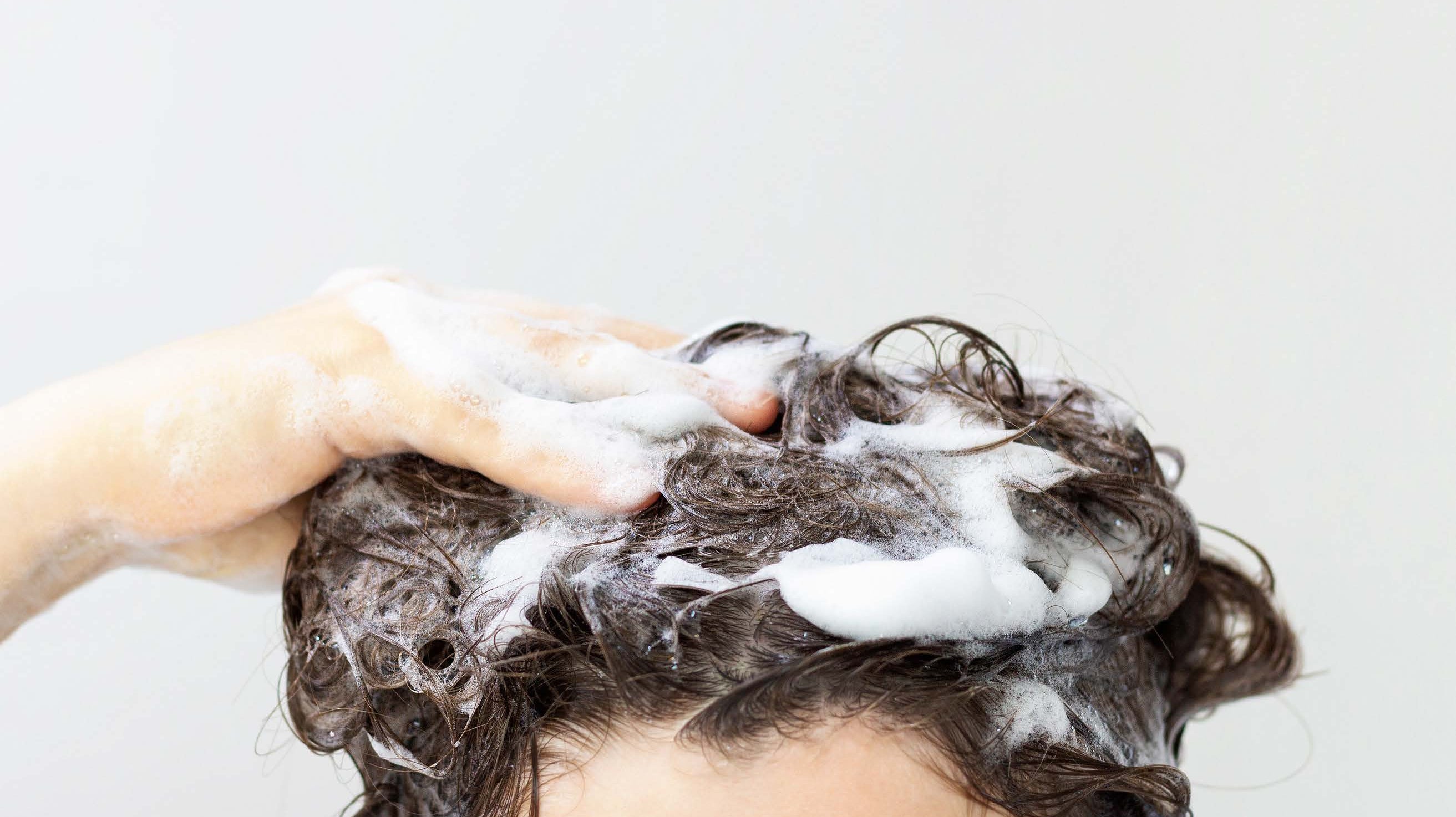 Why You Need a Clarifying Shampoo