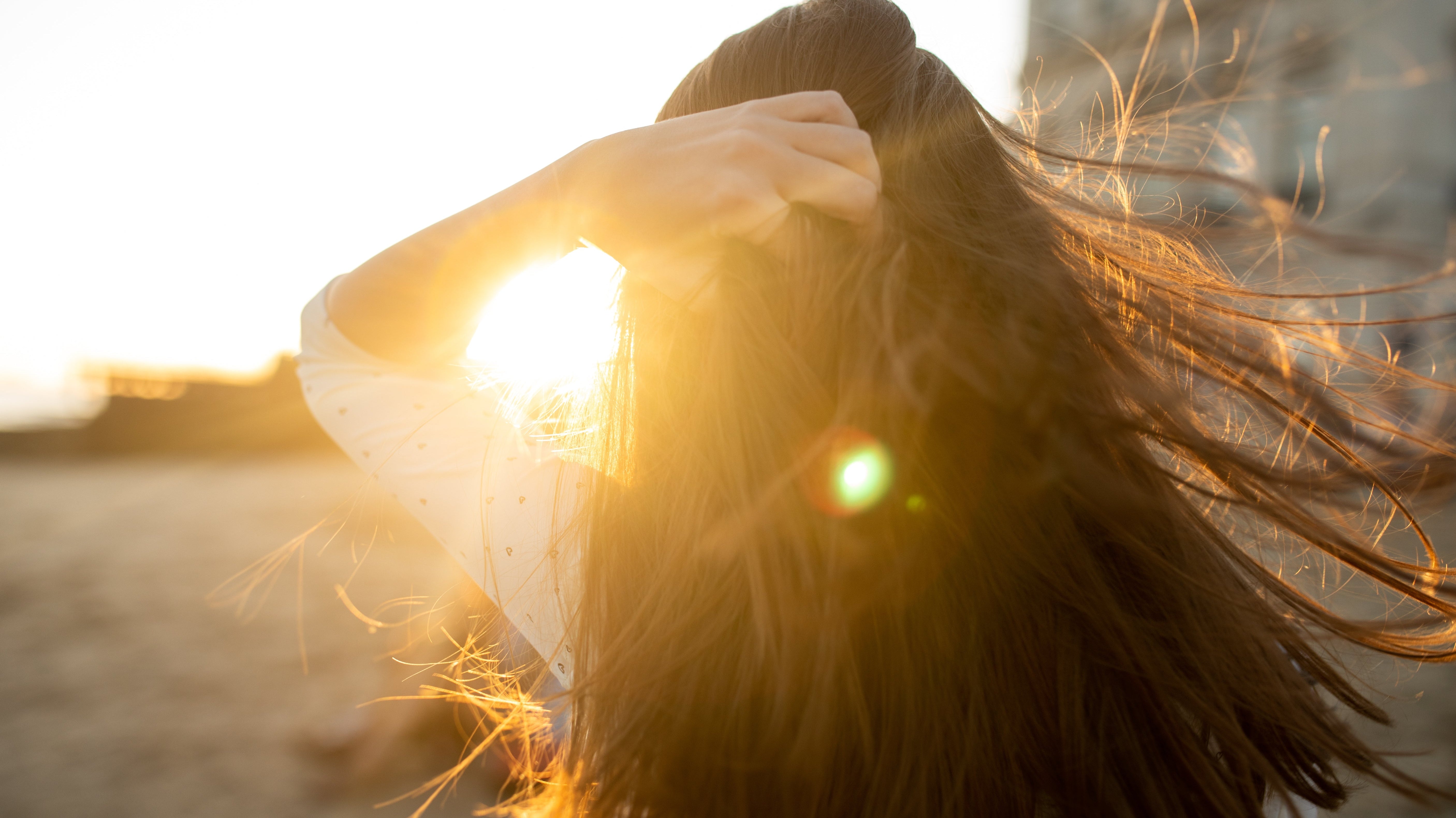 Beat the Heat with These 7 Summer Hair Care Tips for Healthy, Strong Hair All Season