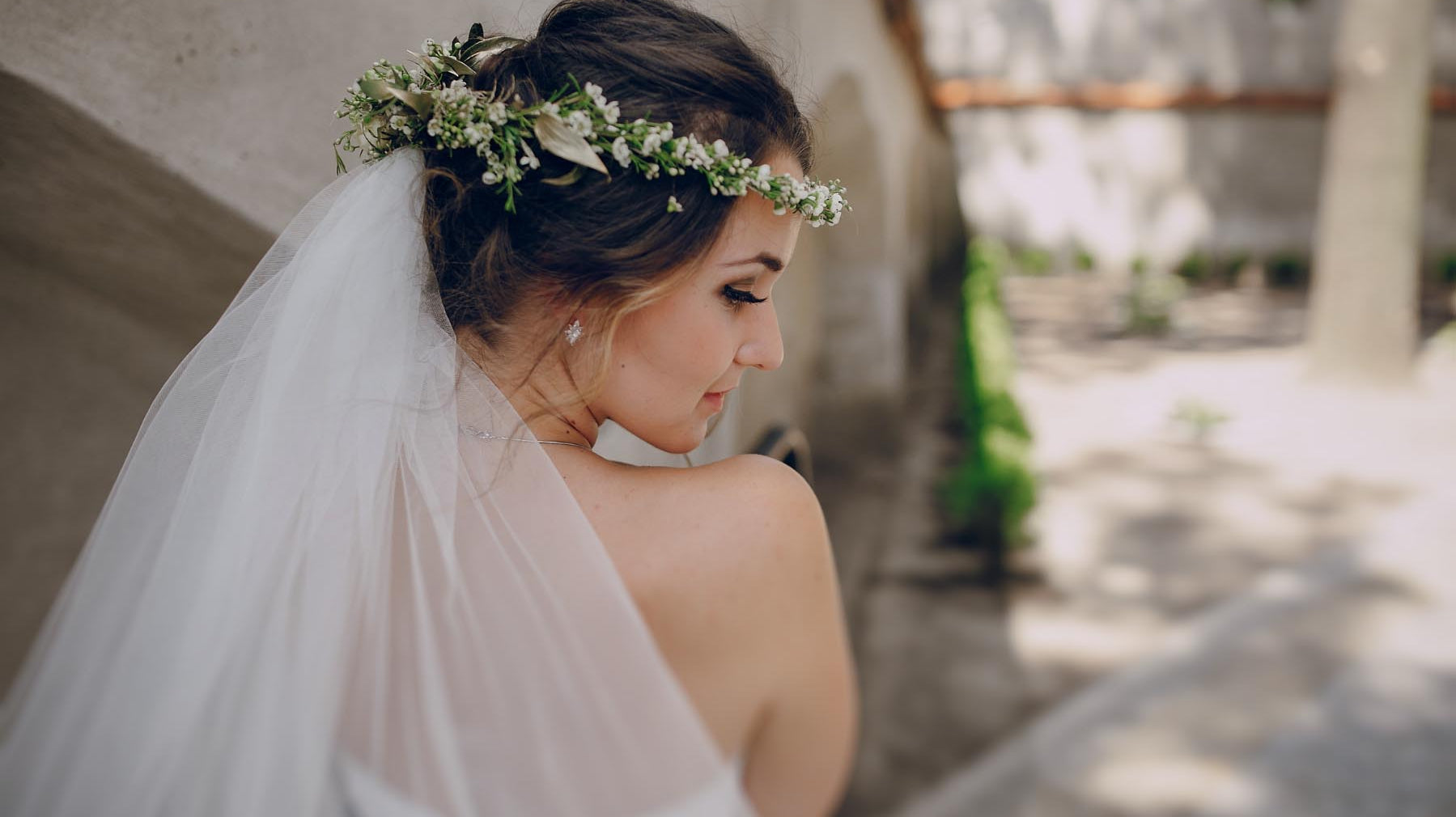 Bride with beautiful summer hairstyle