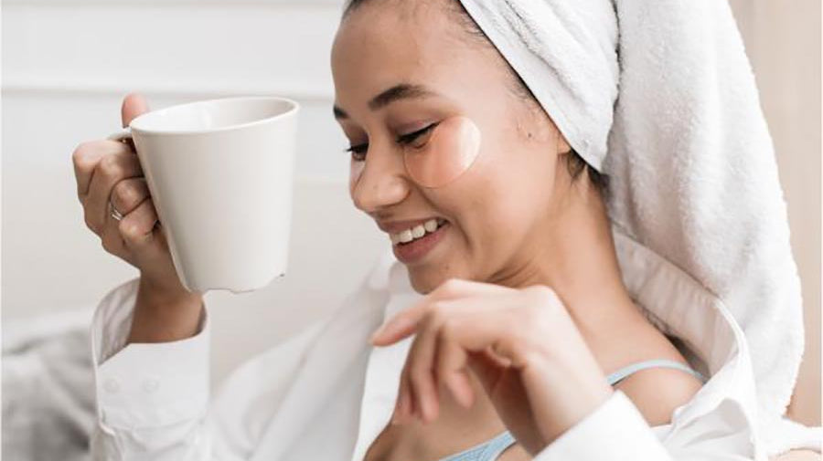 Show Yourself (Or Others!) Some Love this Valentine’s Day with Clean Beauty