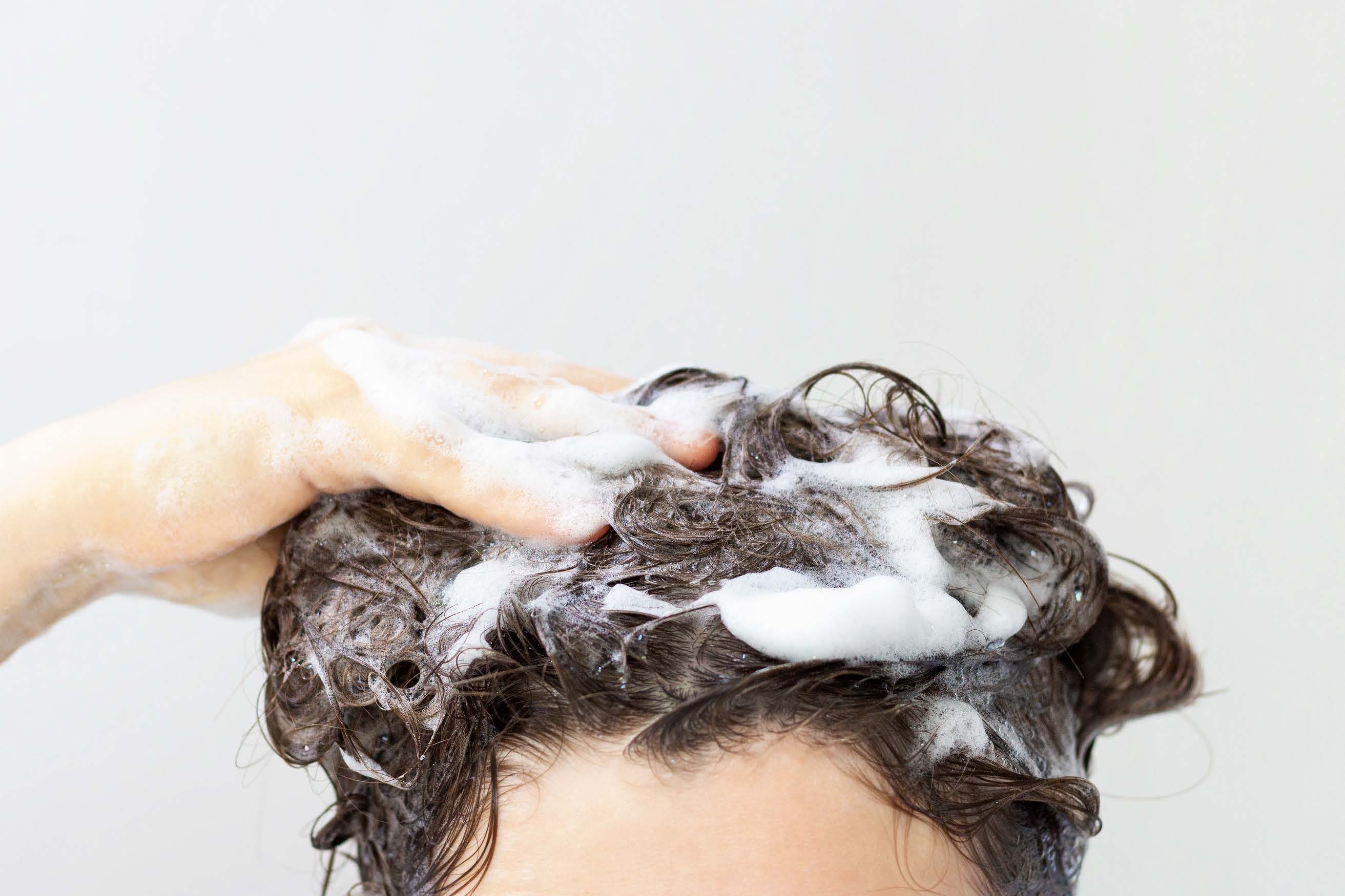 Why You Need a Clarifying Shampoo