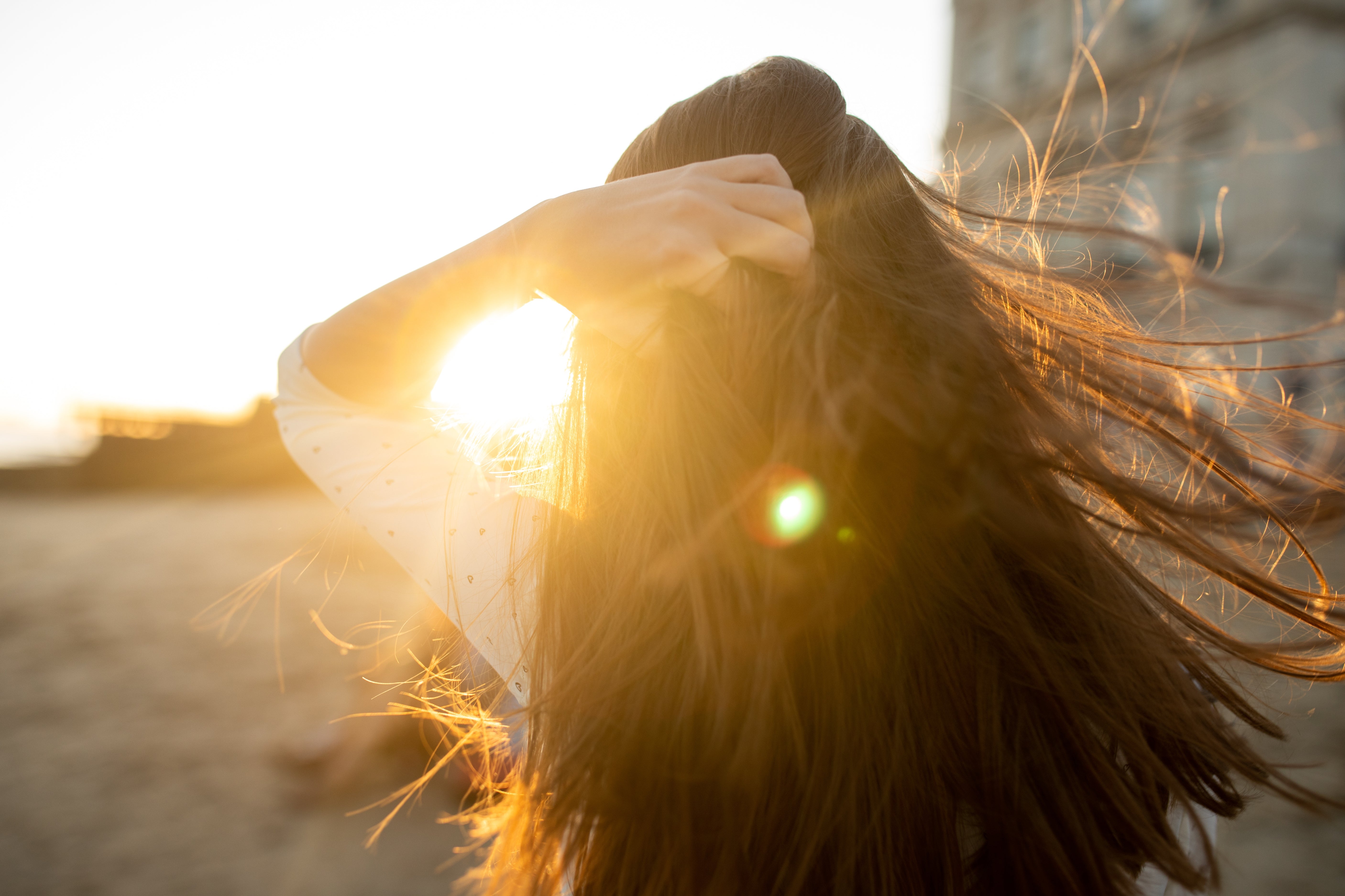 Beat the Heat with These 7 Summer Hair Care Tips for Healthy, Strong Hair All Season