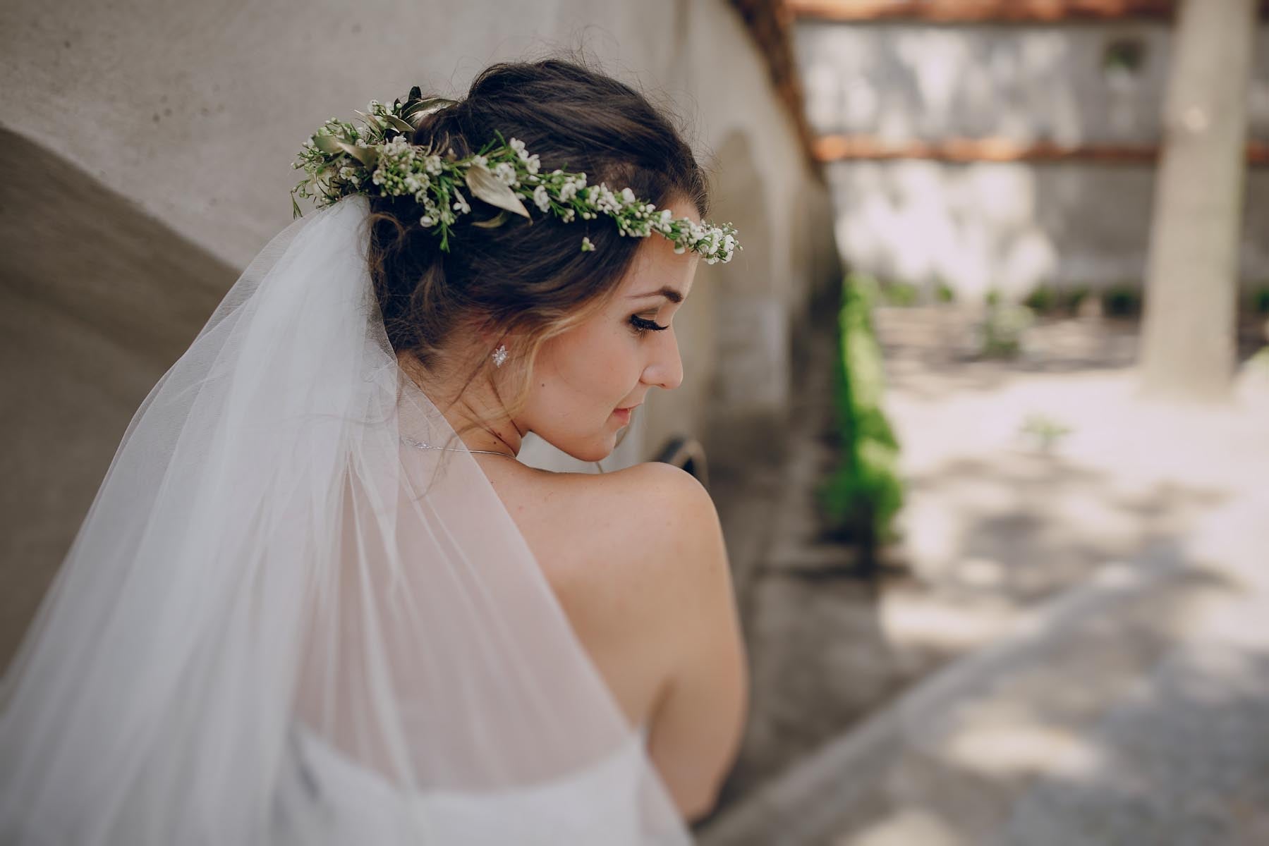 Bride with beautiful summer hairstyle